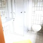 Hotel-restaurant Zum Burgkeller فندق *