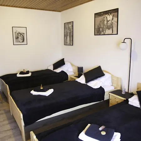 Zum Burgkeller 酒店 Bruchweiler