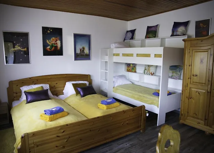 Zum Burgkeller Отель *